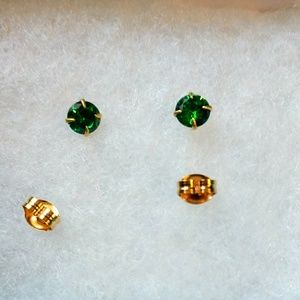 14 kt gold earrings